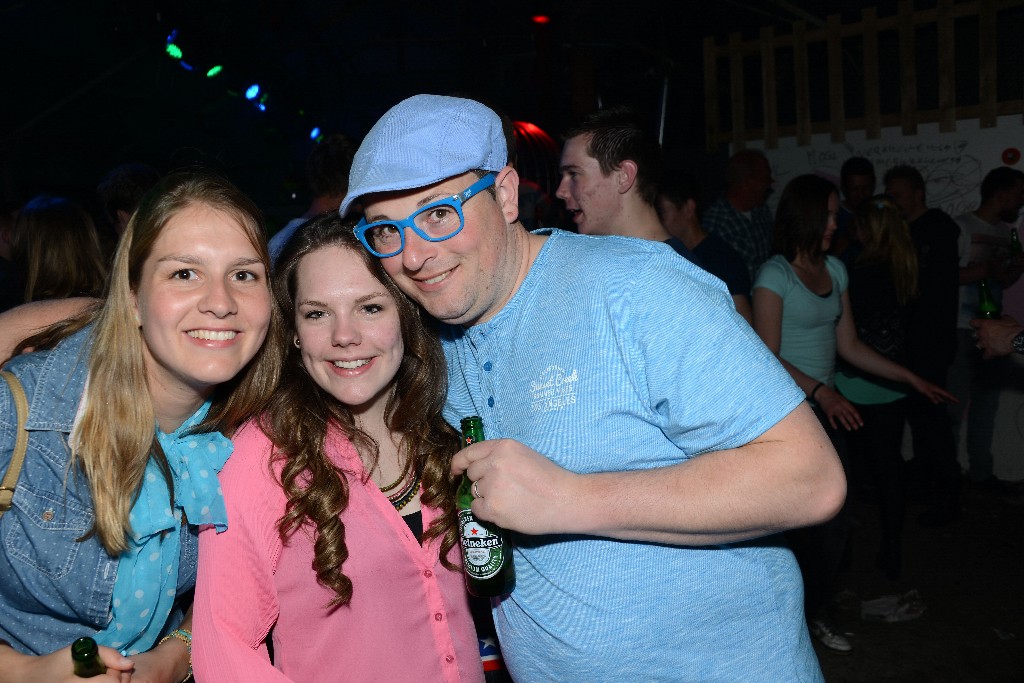 ../Images/Feest zonder naam 2015 300.jpg